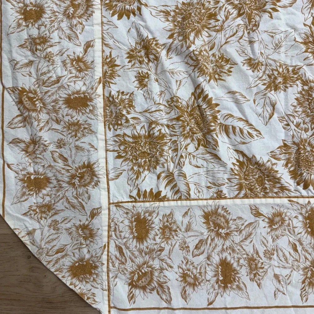 April Cornell Round Tablecloth Sunflower Floral Cottagecore Farmhouse 64 Inch